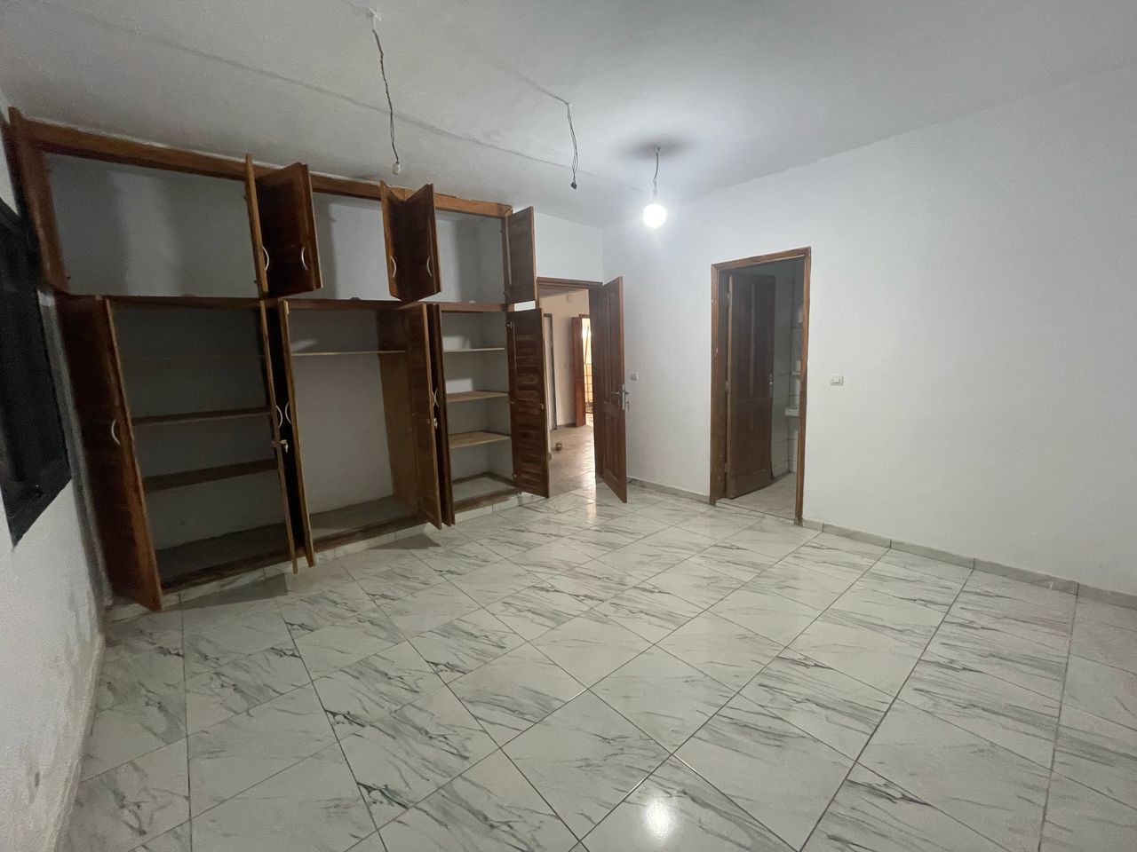 3 Pièces APPARTEMENT AU 2 ième étage