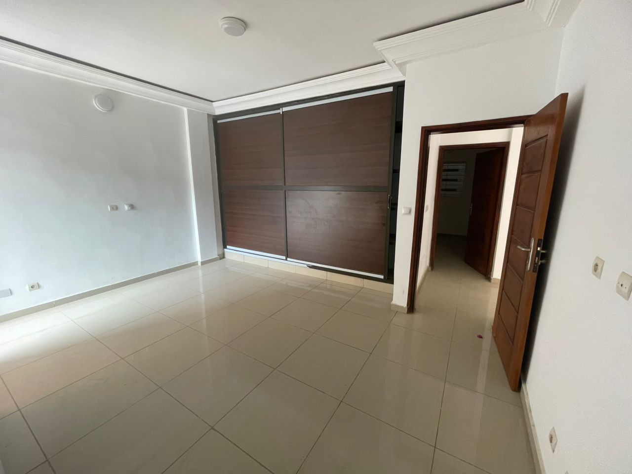 Appartement D2 de 3  pièces au 4ème